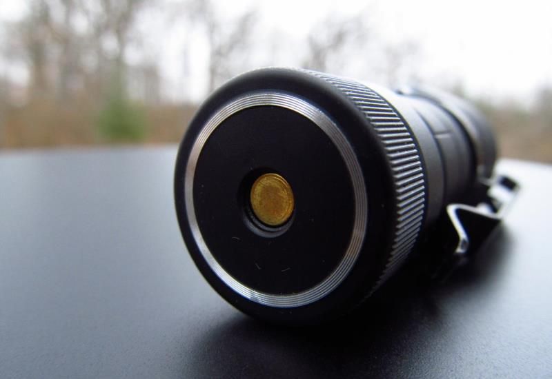 Налобный Г-образный фонарь Olight H1R Nova